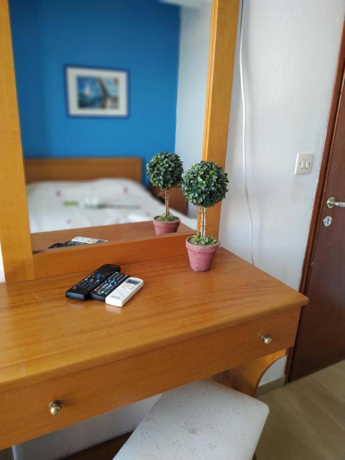 Flowers Studios Benitses  Extérieur photo
